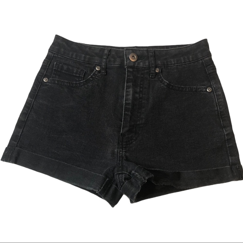 Forever 21 Black Jean Shorts Size 24